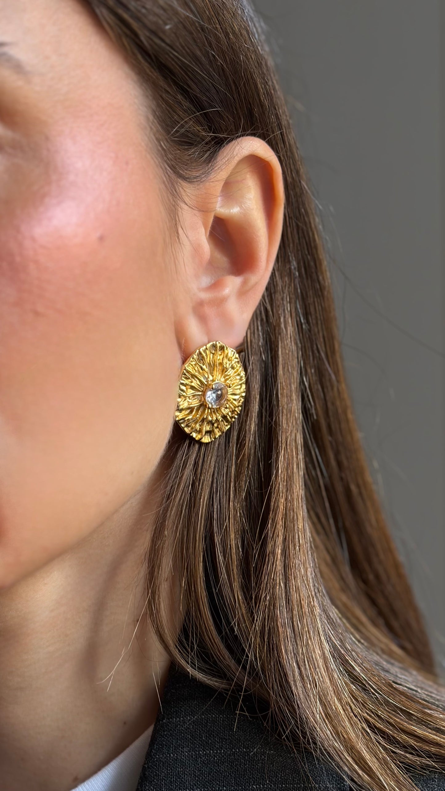 PENDIENTES MEDALLÓN BRILLO CIRCONITA