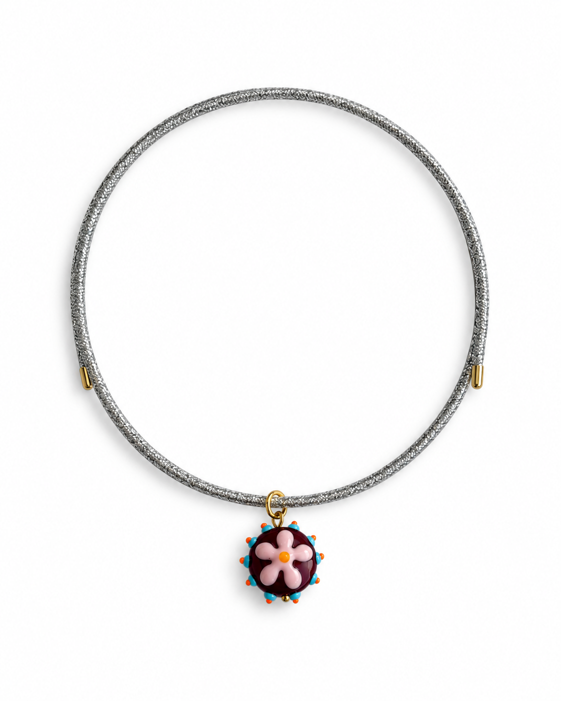 Cordón magnético plateado con charm de flor de cristal granate — Ayutthaya&me