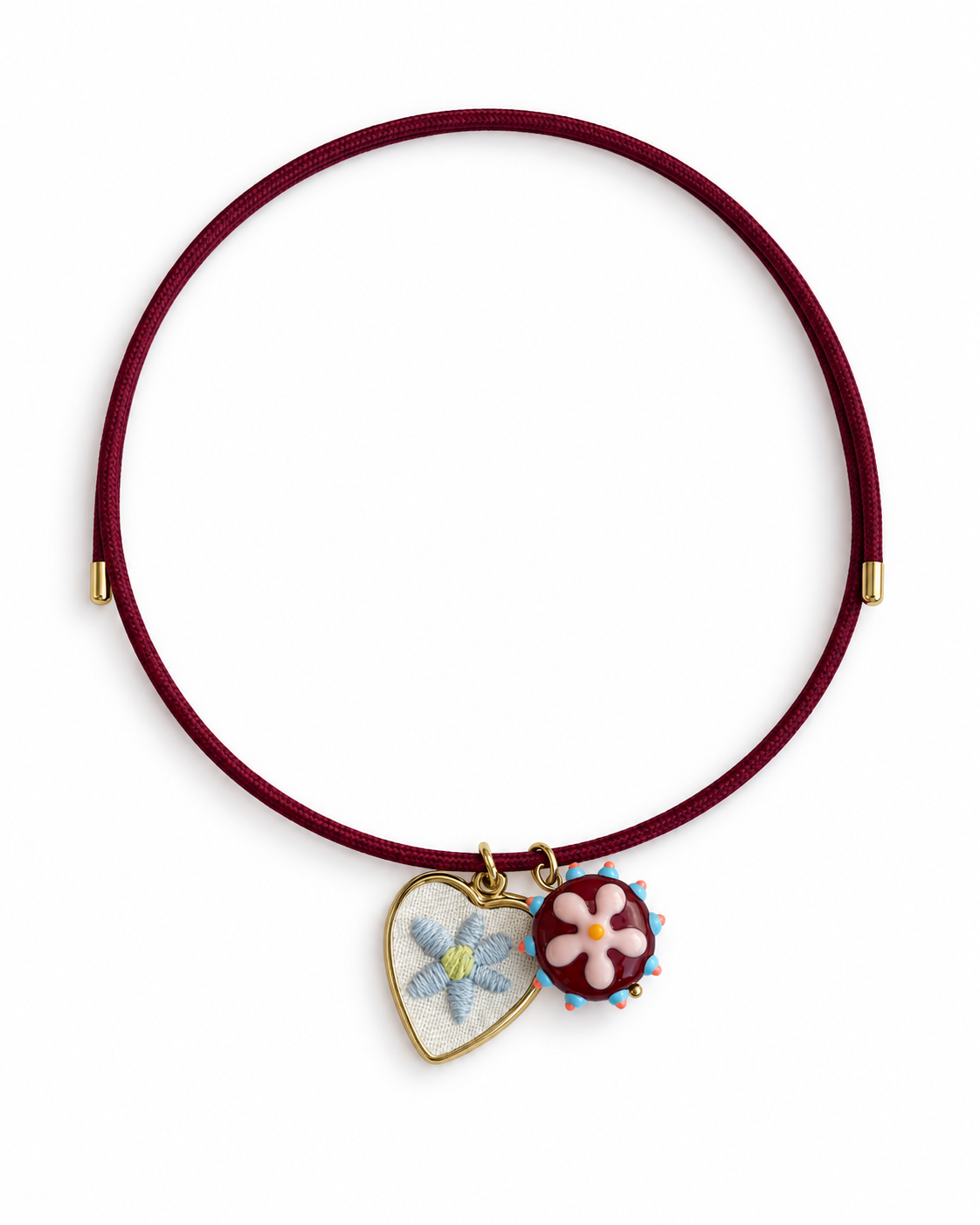 Cordón magnético granate con charm de corazón bordado y flor de cristal granate — Ayutthaya&me