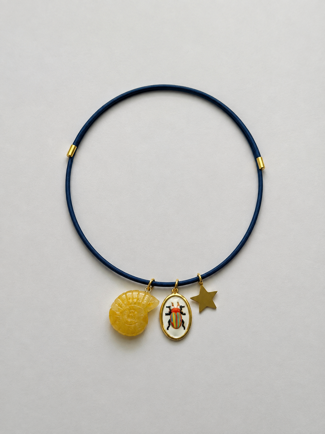Charms y cordón magnético de Ayutthaya&me — monta tu joya