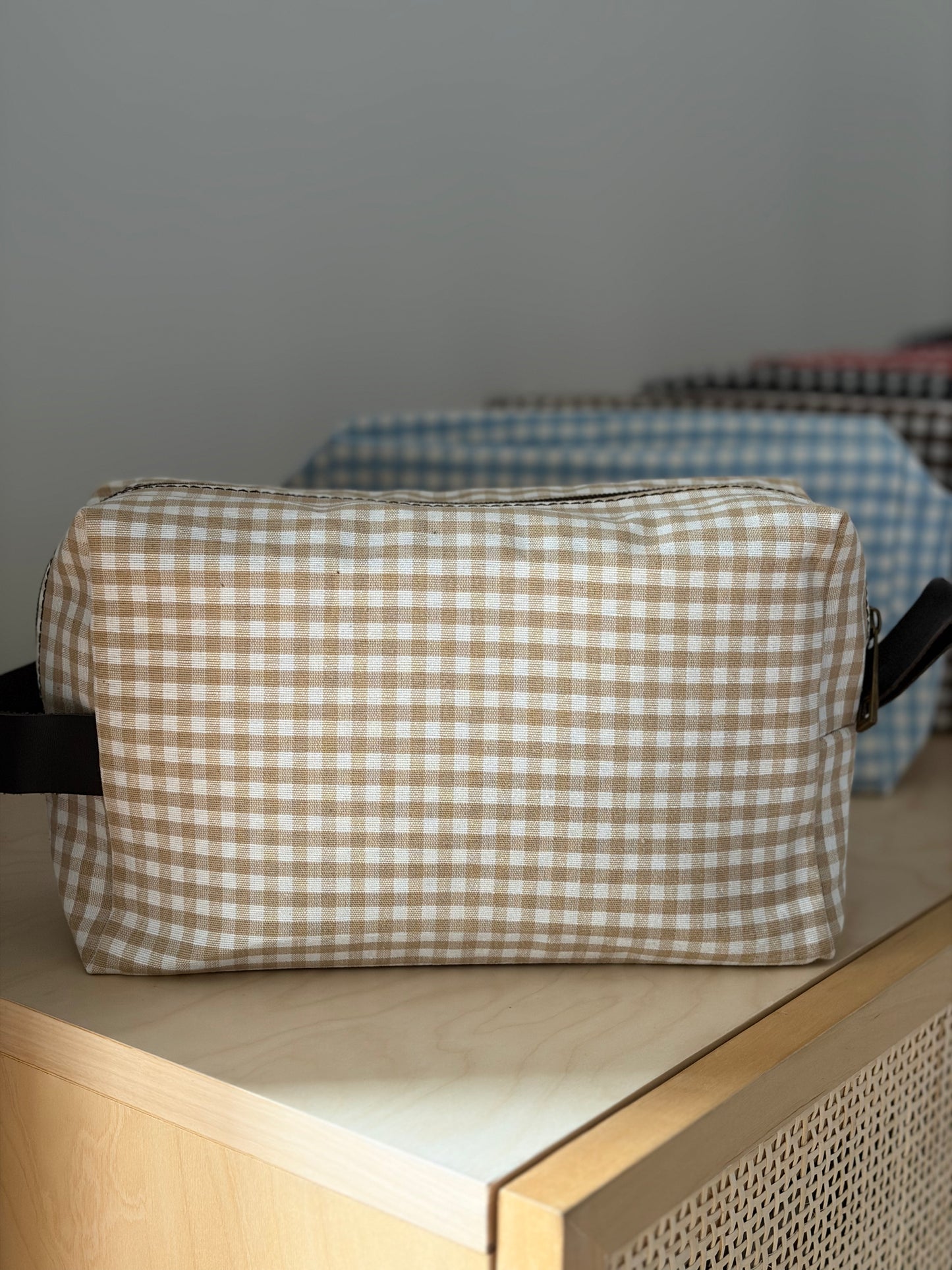 NECESER VICHY BEIGE (asas piel)