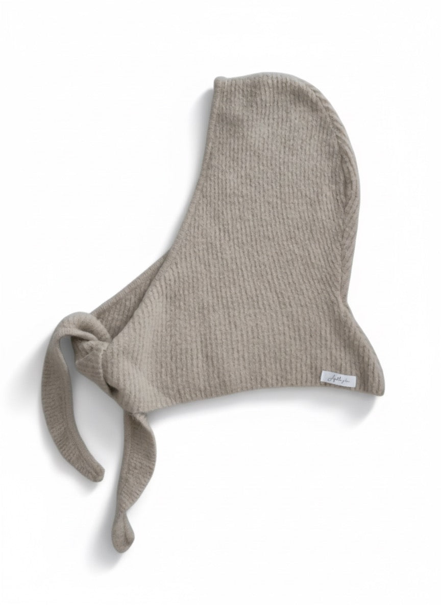 CAPUCHA PUNTO CANALÉ BEIGE (con lana y alpaca) PRE-VENTA