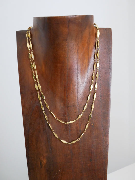 COLLAR MULTIPOSICIÓN PINTITAS
