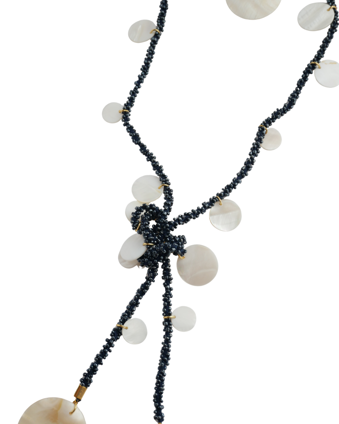 COLLAR VETTA AZUL NAVY CON NÁCAR (cordón de ganchillo con rocallas y nácar)